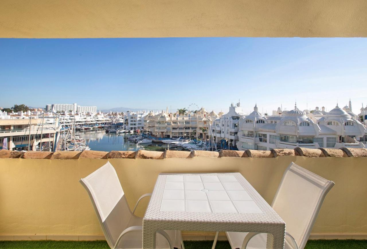 דירות בנאלמדנה Luxury In Puerto Marina מראה חיצוני תמונה