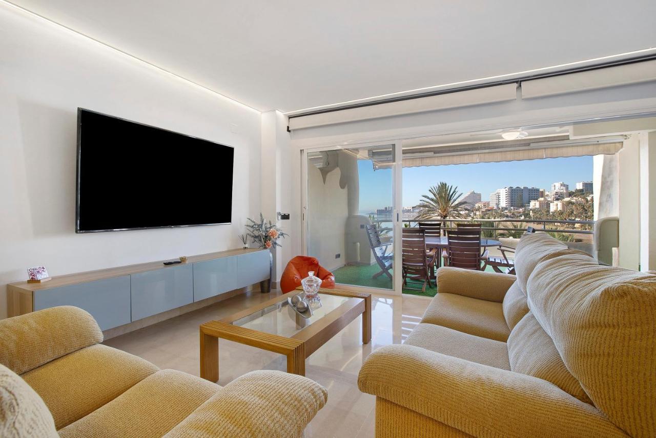 דירות בנאלמדנה Luxury In Puerto Marina מראה חיצוני תמונה